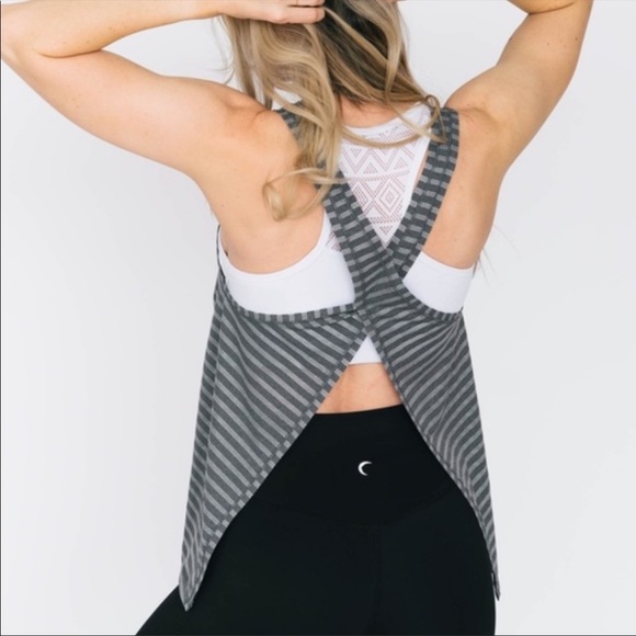 Zyia Active Nimbus Crisscross Open Back Striped Tank Top Size S Gray - Picture 2 of 8